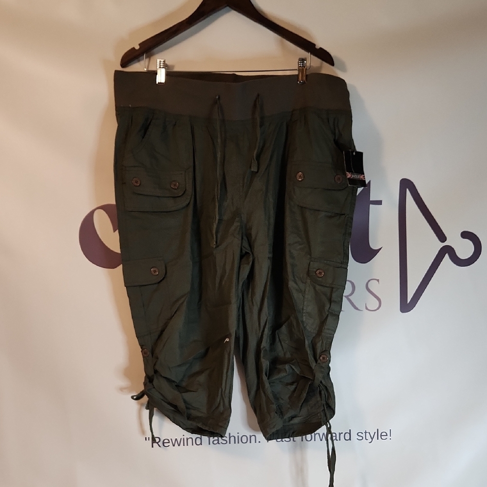 Olive Green Women's Capris